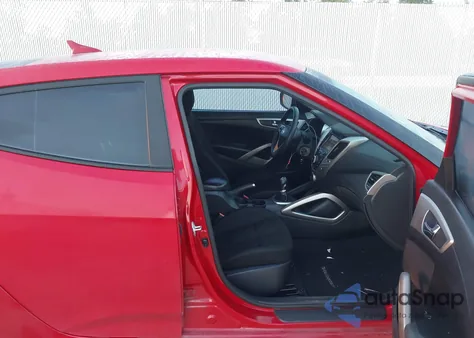 2013 Hyundai Veloster Base W/Black from USA, damaged, VIN KMHTC6AD6DU167563